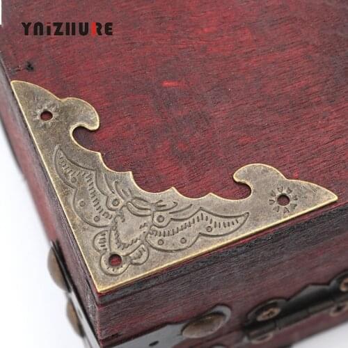 10PcsAncient Bronze Corner Filigree Triangle Bat Coner Cabochon Flatback Metal Embellishments Scrapbooking Decor For Wooden Box