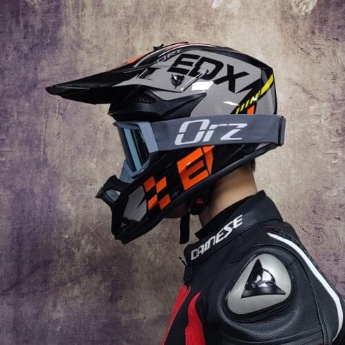 Latest WLT-126 Motocross Adult Motocross Helmet ATV SUV Downhill Mountain Bike DH Hood Helmet Cross Helm Capacetes DOT Approved