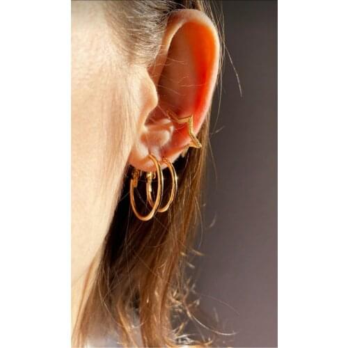 2021 fashion Gold Star Compression Cartilage Earrings Women Hoop Earrings elegant design womens earrings allergy does not make good quality golden yellow