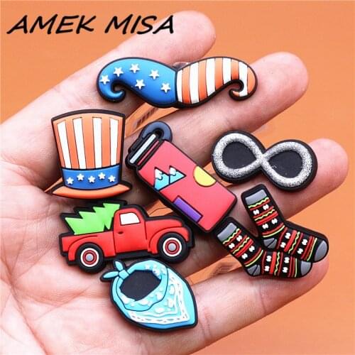 Original PVC Croc Shoe Charms NEW Socks Scarf Hat Tractor Cup Positive Infinity Shoes Decorations for Jibz Kids Party Gifts U200