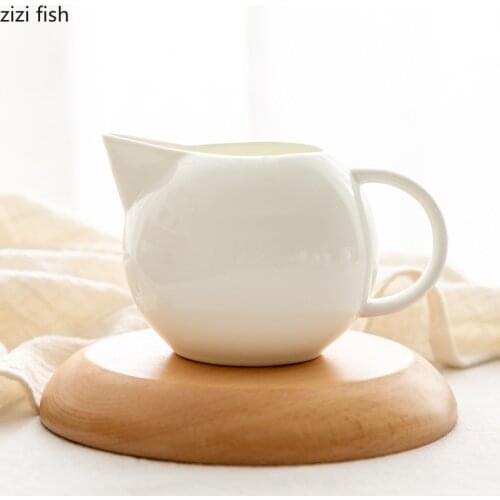 Classic White Ceramic Milk Jug Kettle Small Milk Jug Luxury English Afternoon Teacup Coffee Mug Mug Milk Jug Coffee Accessories