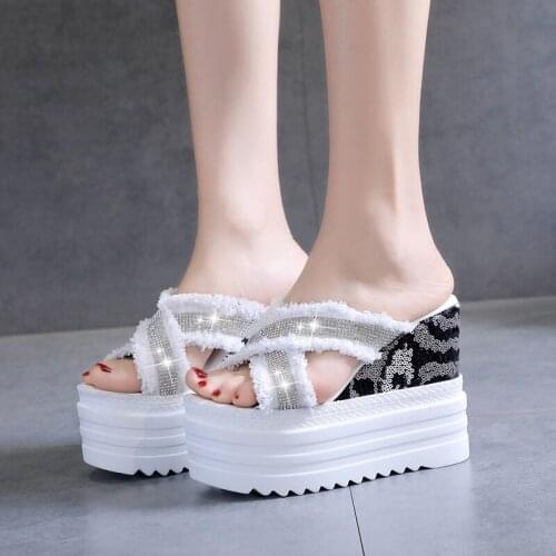 Summer Rhinestone Wedges Heel Women Slippers Platform Peep Toe Height Increasing Slides 2021 Sexy Ladies Shoes Zapatos De Mujer