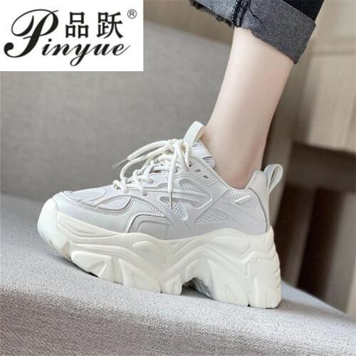Fashion Bling Sneakers Women Breathable Mesh Chunky Shoes Female Sports Sneaker Women Rhinestone Platfrom Vulcanize Shoes