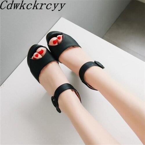 Women sandals Summer New pattern fashion Simplicity Super high heel Women sandals Pink Sweet Thick bottom banquet Sandals 34-43