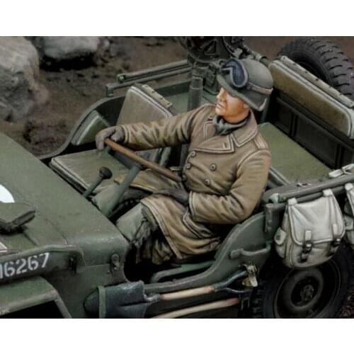 1/35 Driver Infantry (1 figure) (NO CAR ) Resin figure Model kits Miniature gk Unassembly Unpainted