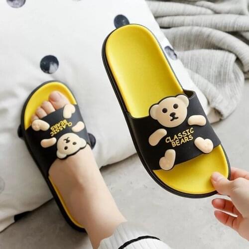 Comfortable unique bathroom Slippers female summer indoor antiskid household Cartoon Bear ins Korean student sandals