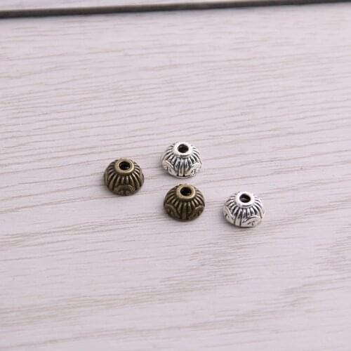 SWEET BELL 150pcs 4*7*7mm Two Color Bead Caps Charm Hollow MINI Flower Pendants Jewelry Accessories DIY Receptacle Charms