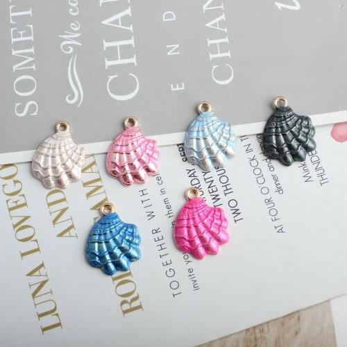 New small conch Korean version of the shell jewelry accessories KC gold alloy diy bracelet shell series pendant wholesale
