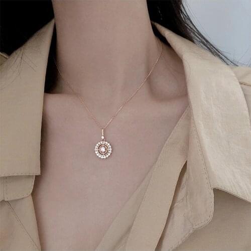 Fashion Gold Plated Retro Compass Sunflower Necklace Womens Simple Clavicle Chain New Jewelry Girls Anniversary Christmas Gift