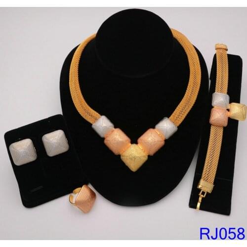 New Dubai Gold Jewelry Sets for Women Jewelry Necklace Bracelet Ring Earrings Bridal Fashion Jewelry Accessories