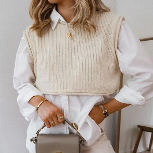 JUNWU 2021 Spring Autumn Womens Beige Round Neck Short Knit Vest Ruffle Design Loose Knit Pullover Za Fashion British Style