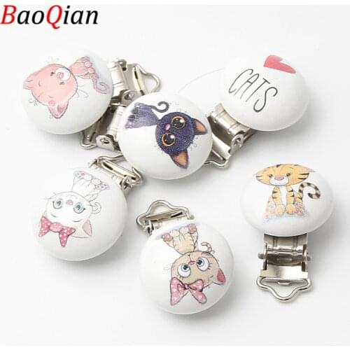 5pcs/lot Cat Wooden Baby Children Pacifier Holder Clips Infant Cute Nipple Clasps For Baby Product Accessories