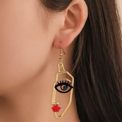Fashion Girl Face Abstract Line Drop Earrings For Women Simple Human Face Pendant Earrings Elegant Female Ear Jewelry Gifts