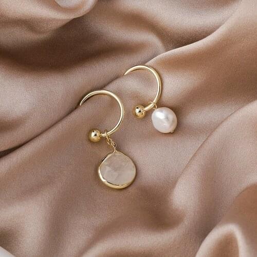 New Korean Classic Elegant Pearl Drop Earrings For Women Fashion Asymmetrical Temperament Water Drop Earrings Luxury Jewelry
