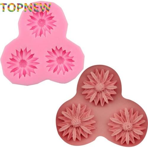 Nice 3-Hole Three Small Daisies Chrysanthemum Design Silicone Bakeware Sugar Arts Cake Decoration Chocolate Candy Mould C2358