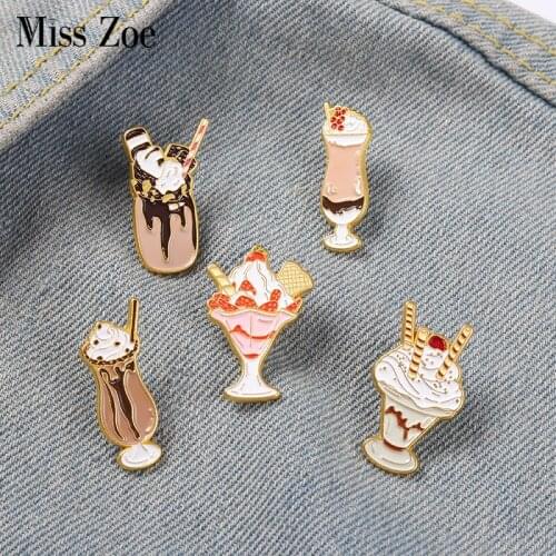 Ice Cream Enamel Pins Chocolate Strawberry Cookies Brooches Bag Hat Lapel Pin Badge Dessert Shop Decoration Jewelry