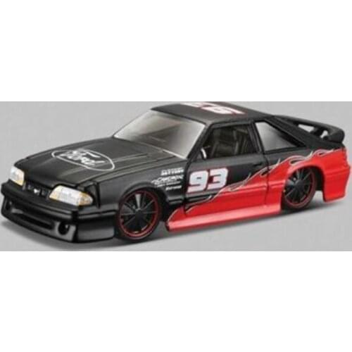 Maisto 1/64th Alloy Diecast Racing Car Model 1993 Ford SVT Cobra Vehicles Toys Collection