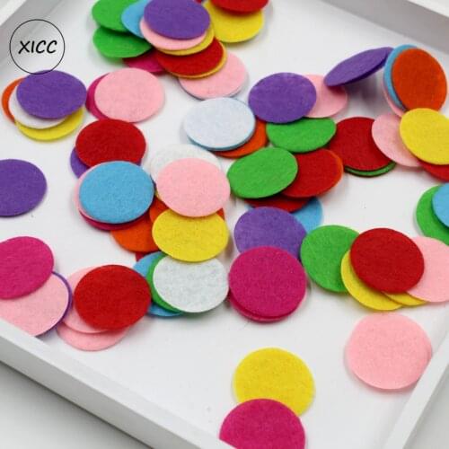 XICC 100PCS Non Woven Round Polyester Cloth Wool Felts Fabric Mix Colors Early Kindergarten Diy Headwear Patch Doll Accessories