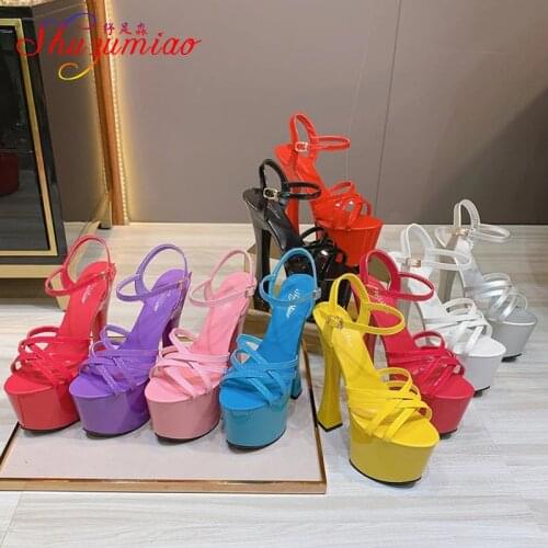 2020 HOT Womens Sandals Model Catwalk Shoes Cross Straps Thick Heel Thick Platform High Platform High Heel 17CM Wedding Shoes