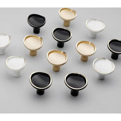 Creative Drawer Handle And Knobs Cabinet Wardrobe Door Furniture Knobs Simple American Kitchen Pulls Clothes Key Wall Hook Black