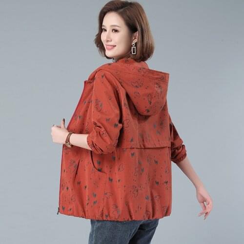 Middle-aged Women Outerwear Spring Autumn New Short Jacket Female Mothers Casual Basic Overcoat Ladies Jackets Plus Size Feminin