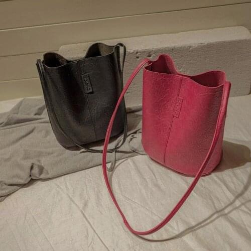 Hot Sale Handbags Fashion Women Shoulder Crossbody Bag PU Leather Bucket Totes Shopping Handbag for Hiking and Travel