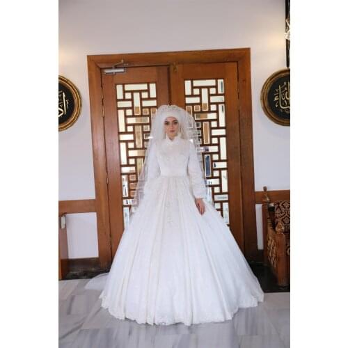 Lace Appliques Long Sleeve Muslim Wedding Dresses for Bride High Neckline Moroccan Caftan Ball Gown Wedding Bridal Dress