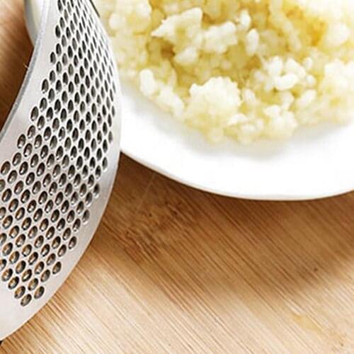 Stainless Steel Garlic Masher Press Crusher Squeezer Masher Kitchen Gadget 2