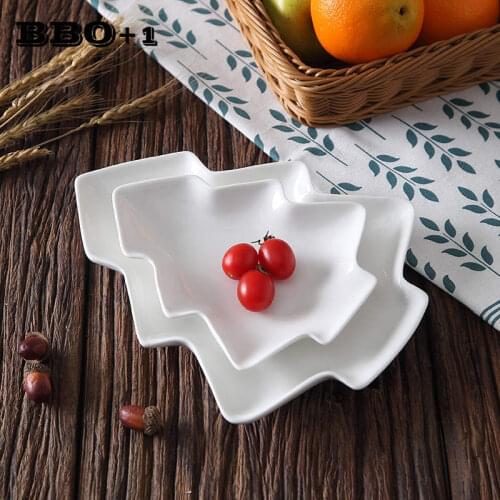 1pcs Christmas Tree Ceramic Plate Porcelain Dinner sets Bone China Dinnerware sets Restaurant Dish Japanese Fruit Serving Tray