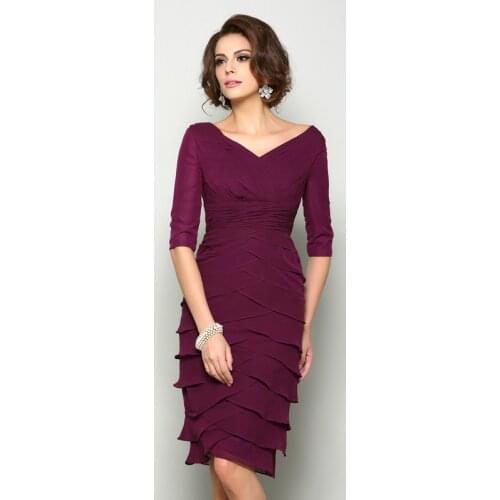 Latest Elegant Plum Short Chiffon Deep V Neckline Mother of the Bride Dresses With 3/4 Sleeves Tiered Skirt Wedding Party Gowns