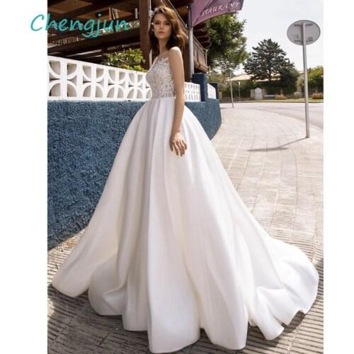 Chengjun 2019 New Arrival O Neck Lace Appliques A Line Satin Wedding Dress