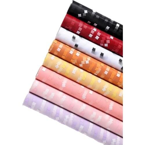 Two-color Checkered Yarn Graceful Bouquet Packaging Material For Florists