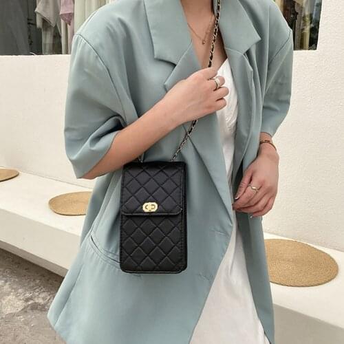 Fashion Chain Bag for Women Casual PU Lattice Pattern Solid Color Designer Handbags 2021 Pleated Female Retro Hobos Tote Bags