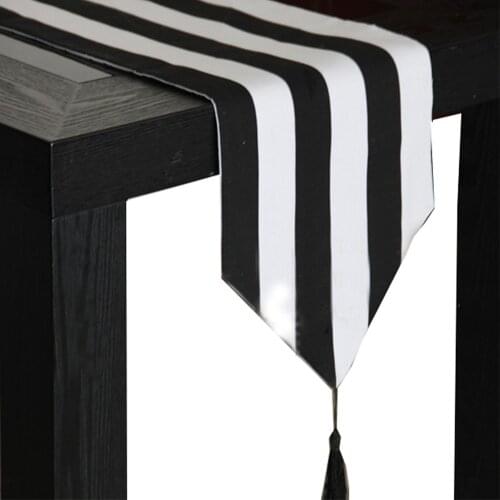 Black White Table Runners Modern Strip Luxury Bed Runner Cloth Elegant Rectangle Soft Tassel Dining Decoration for Wedding Party