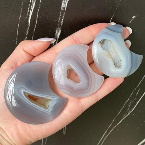 Natural Primary Color Crystal Hole Agate Moon Home Decoration