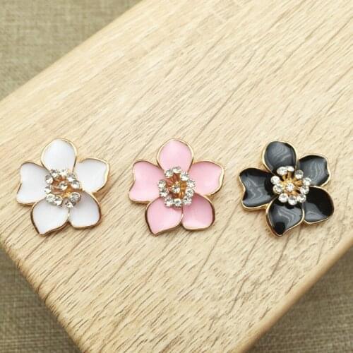50pcs Fower Rhinestone Button Crystal Buckle Wedding Brides Hairpin Invitation Applique Floating Enamel Charms Garment Shoes Bag