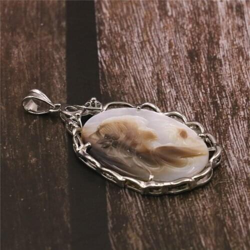 Classic Newly Oval Pendant 35x50mm Natural White Mother Shell Carved Girls Picture Elegant Diy Jewelry Christmas Gift B1107