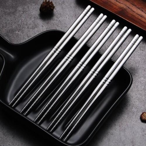 5 Pairs of Metal Chopsticks Household High Temperature Sterilizable Non-slip Stainless Steel Chopsticks Set Kitchen Accessories