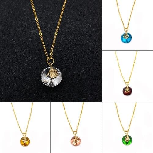 Womens Crystal Necklace Rose Flower Crystal Pendant Accessories Fashion Stainless Steel Necklace for Banquet Wedding Jewelry