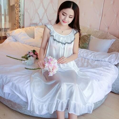 Hot Women Night Gowns Sleepwear Nightwear Long Sleeping Dress Luxury Nightgown Women Casual Night Dress Ladies Home Dressing