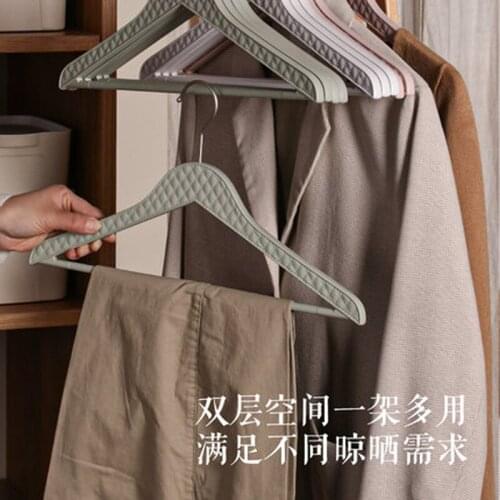 10 pcs/lot 44.5cm Extra Thick Plastic Clothes Hangers Non-Slip Closet Space Saving Seamless Coat Drying Rack