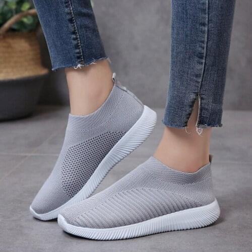 Women Sneaker Mesh Breathable Female Knitted White Shoes Vulcanized Shoes Casual Slip on Ladies Flat Shoes Walking Footwear