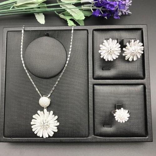 Fashion Wedding Dubai Africa Nigeria Nigeria Africa Jewelry Set Golden Necklace Earrings Ring Romantic Female Bride Jewelry Set