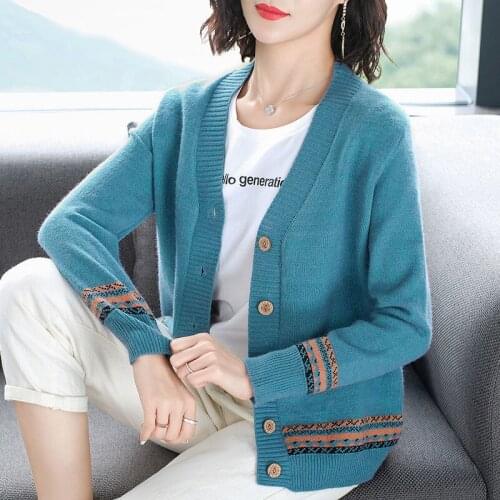 Autumn Spring Women Short Style Wool Sweater Solid Color Female Cardigan Slim Outwear Womans Simple Wild Sweater Coat XZ353