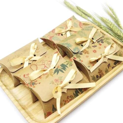 Flamingos Pillow Shape Candy Box Kraft Paper Box Wedding Favor Gift Boxes For Baby Shower Kids Birthday Christmas Party Supplies