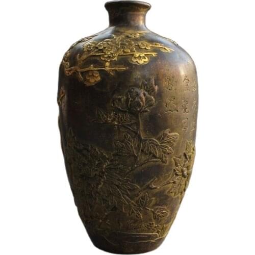 Collection of antique bronze objects gilded and auspicious copper vase ornaments