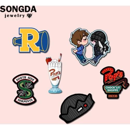 SONGDA Fashion TV Show Riverdale Acrylic Lapel Pin South Side Snake Jughead Jones Pops Denim Collar Brooches Backpack Icon Badge