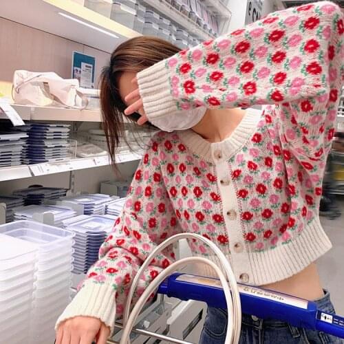 Women New Autumn And Winter Round Neck Button Long-Sleeved Flower Print Jacquard Short Cropped Knitted Sweater Cardigan Jacket