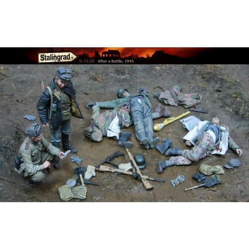 1/35 Scale After a Battle 1945 (Two Russians and three soldiers) Historical Figure Resin Kit