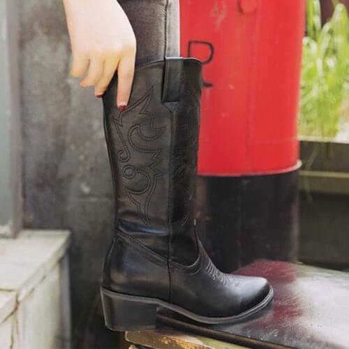 Autumn Winter Women Chunky Mid Heel Cowgirl Cowboy Boots Embossed Western Pointed Toe Mid Calf Tabs Motorcycle Boots for Female